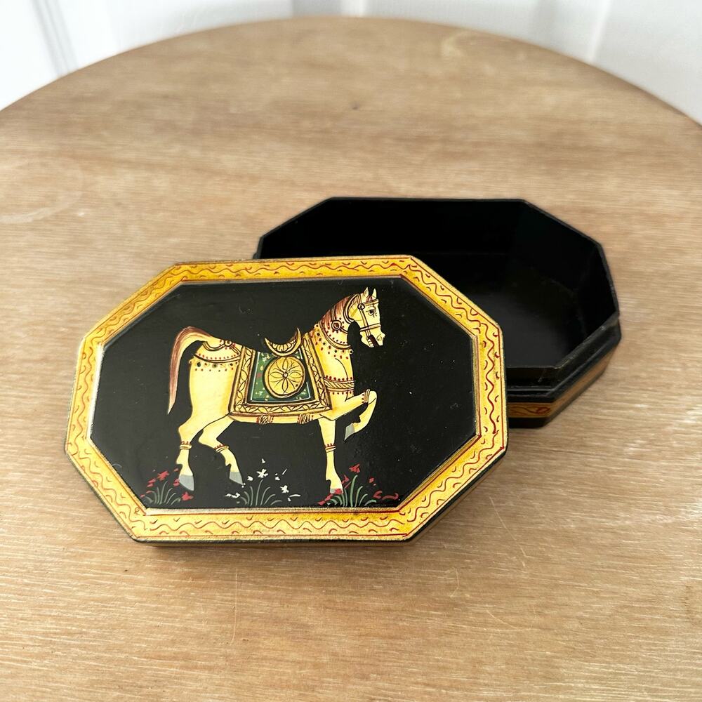 Vintage Octagon Royal Horse Hand Painted Vintage Decorative Trinket Vanity Box